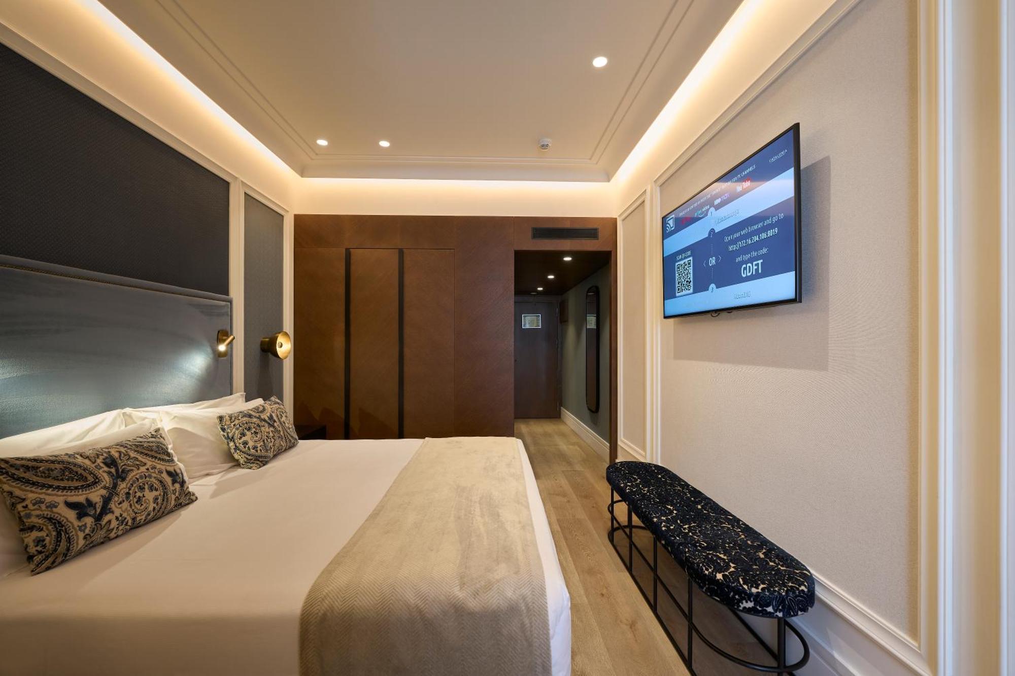 Catalonia Plaza Cataluña Hotel 4*